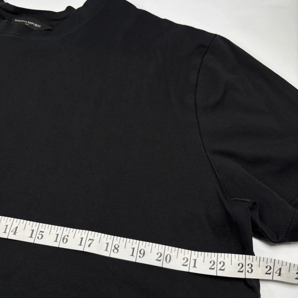 Banana Republic Mens XL T-Shirt Luxe Touch Performance Black Short Sleeve Cotton